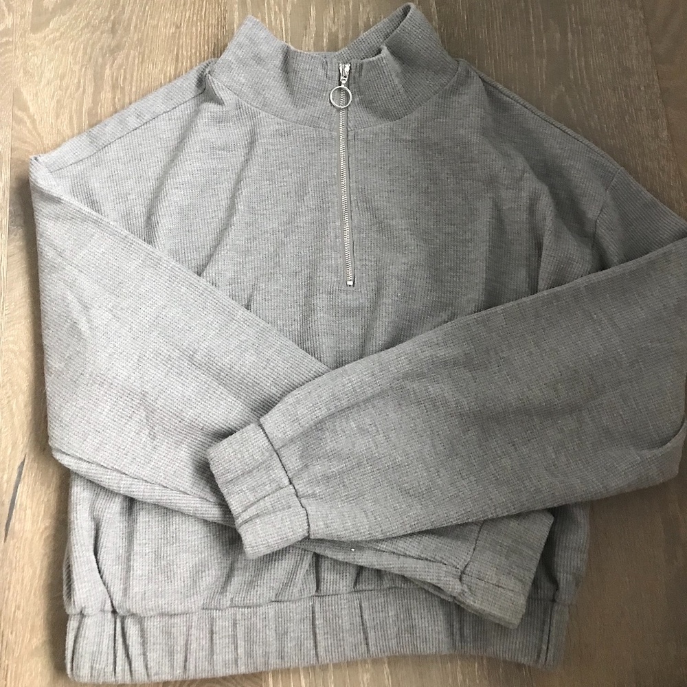 Forever 21 sweatshirt